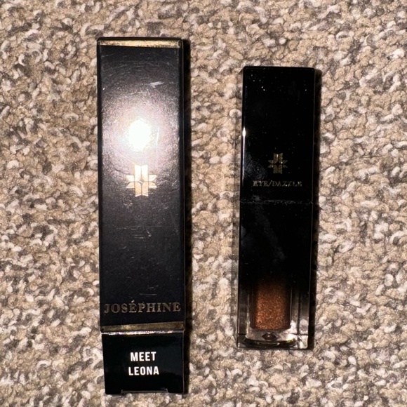 JOSÉPHINE Cosmetics "Leona" liquid eyeshadow - Picture 3 of 6